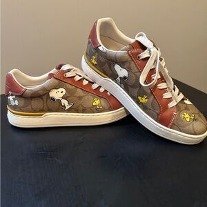 Coach X peanuts snoopy sneakers 7.5